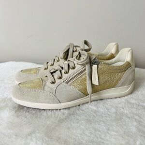 Geox Women's Sneakers in Cream and Gold